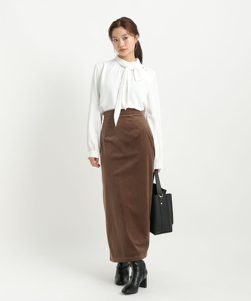 Andemiu（アンデミュウ）の「ボウタイツキブラウス長袖595518（シャツ/ブラウス・レディース・オフホワイト/ネイビー/チェック/ネイビー×ホワイト/ホワイト×ブラック・FREE）」の17枚目の写真