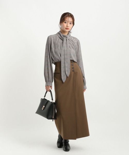 Andemiu（アンデミュウ）の「ボウタイツキブラウス長袖595518（シャツ/ブラウス・レディース・オフホワイト/ネイビー/チェック/ネイビー×ホワイト/ホワイト×ブラック・FREE）」の19枚目の写真