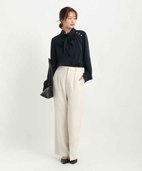 Andemiu（アンデミュウ）の「ボウタイツキブラウス長袖595518（シャツ/ブラウス・レディース・オフホワイト/ネイビー/チェック/ネイビー×ホワイト/ホワイト×ブラック・FREE）」の21枚目の写真