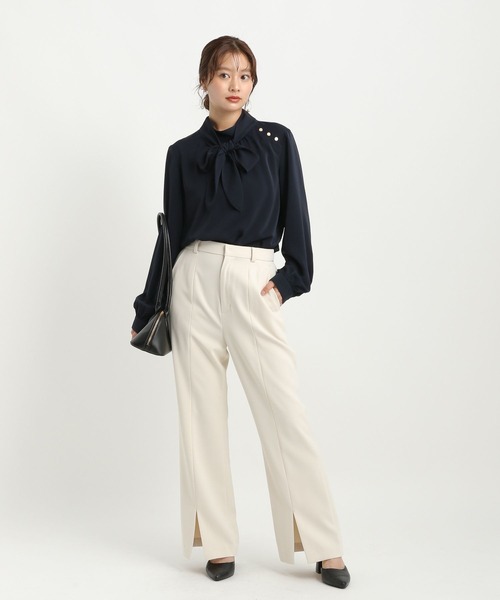 Andemiu（アンデミュウ）の「ボウタイツキブラウス長袖595518（シャツ/ブラウス・レディース・オフホワイト/ネイビー/チェック/ネイビー×ホワイト/ホワイト×ブラック・FREE）」の22枚目の写真