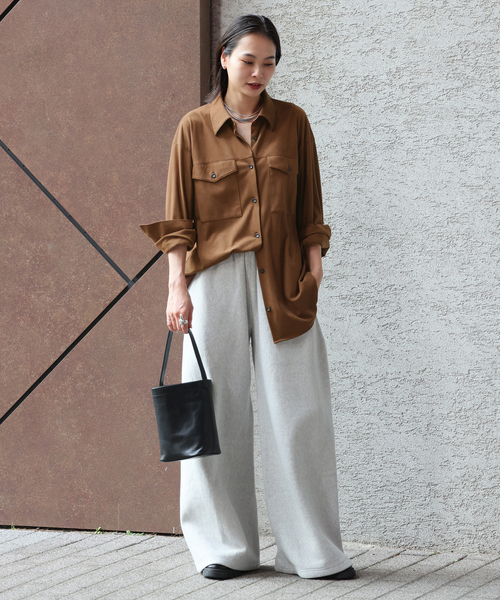 JOURNAL STANDARD(ジャーナルスタンダード)の「フェイクスエードシャツ(シャツ/ブラウス・レディース・タン/ブラウン・FREE)」の19枚目の写真