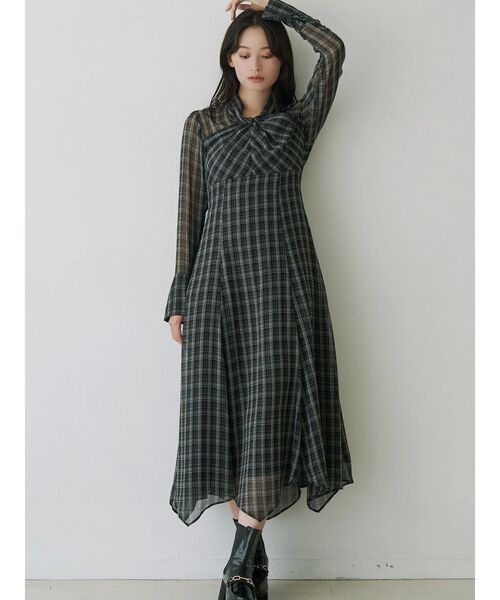 MERCURYDUO(マーキュリーデュオ)の「ツイストネックロングスリーブワンピース(ワンピース・レディース・ブラック/ブラウン/その他1・SMALL/MEDIUM)」の1枚目の写真