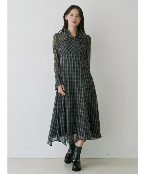 ツイストネックロングスリーブワンピース（ワンピース