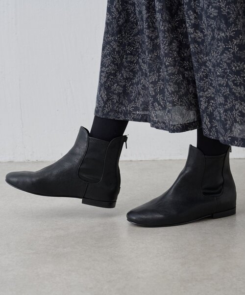 BEARDSLEY(ビアズリー)の「レザーサイドゴアブーツ(ブーツ・レディース・ブラック/ブラウン・35/36/37/38/39)」の15枚目の写真