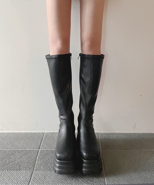 one way(ワンウェイ)の「トリプルソールロングブーツ(ブーツ・レディース・ブラック/ブラック系その他・MEDIUM/LARGE/SMALL)」の4枚目の写真