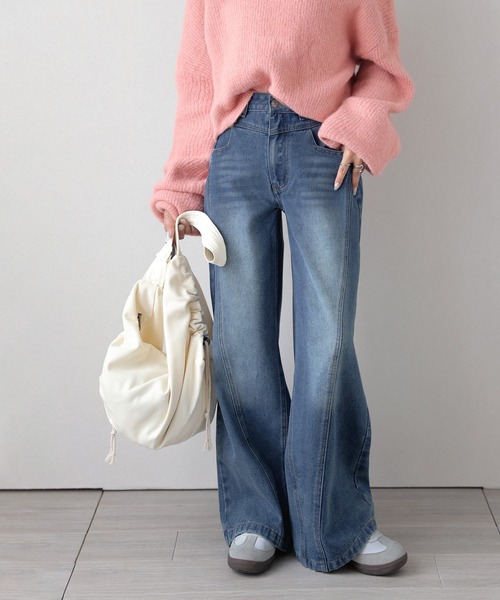 La-gemme(ラジェム)の「ハイウエストデニムパンツ(デニムパンツ・レディース・ライトブルー/ブラック/ブルー・M/L)」の11枚目の写真