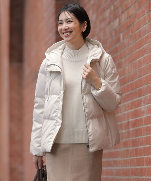 クリーム色 ショート丈ダウンジャケット セール】ショート丈 ボリュームカラー エコダウンジャケット（ダウン