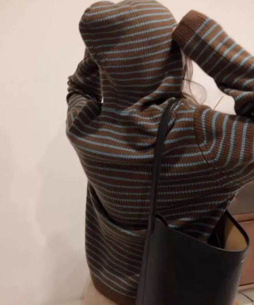 CADBURY（キャドバリー）の「ﾙｰｽﾞｼﾙｴｯﾄﾎﾞｰﾀﾞｰﾘﾌﾞﾆｯﾄ（ニット/セーター・レディース・ブラウン・FREE）」の4枚目の写真