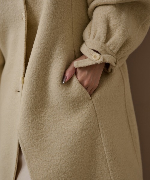 LAULEN(ローレン)の「wool gather sleeve long coat /ウールギャザースリーブロングコート(Tシャツ/カットソー・レディース・グレー/アイボリー・FREE)」の3枚目の写真