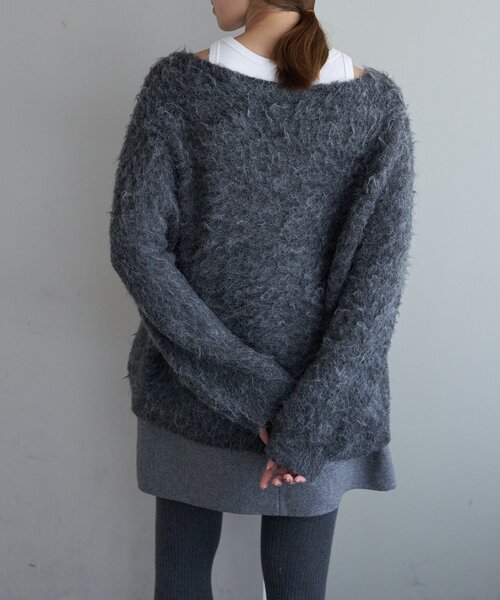 SHENERY（シーナリー）の「シャギーＶネックプルオーバー（ニット/セーター・レディース・ピンク/モカ/オフホワイト/グレー・FREE）」の17枚目の写真