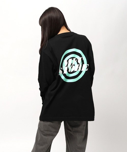 MFC STORE(エムエフシーストア)の「MFC STORE TARGET L/S TEE(Tシャツ/カットソー・メンズ・ブラック/ネイビー/ホワイト・S/M/L/XL)」の2枚目の写真