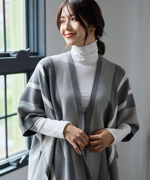 FOUND GOOD（ファウンドグッド）の「ジャガードポンチョ（ポンチョ・レディース・ブラック/グレー系5・FREE）」の10枚目の写真