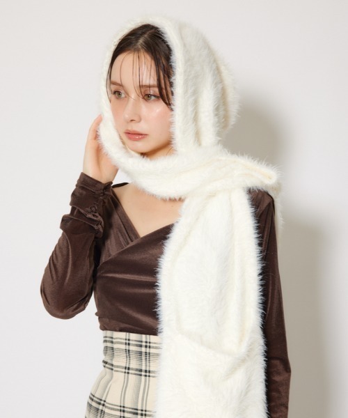 rienda（リエンダ）の「フード付きシャギーストール 秋服 冬服（ストール/ショール・レディース・グレー/ホワイト・FREE）」の2枚目の写真