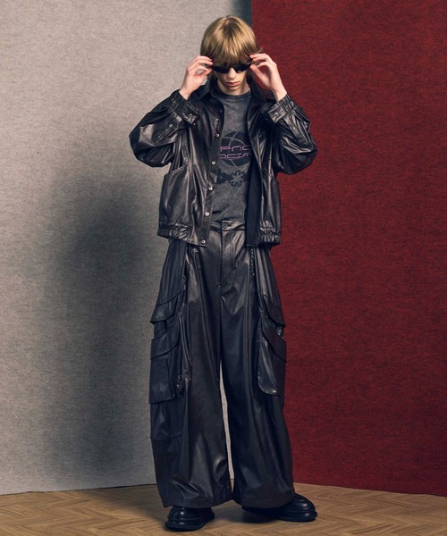 メゾンスペシャル　Light Eco Leather Pants UNISEX》Curve Switching Side Pocket A Light Eco Leather Pants