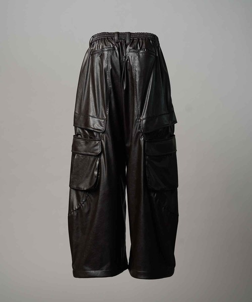 UNISEX》Curve Switching Side Pocket A Light Eco Leather Pants