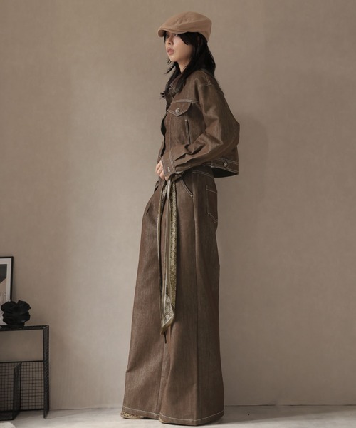 Ulysses（ユリシス）の「【セットアップ】スカーフ付カラーデニムジャケット＆ワイドフレアパンツ（セットアップ・レディース・ブラウン/ブラック・M/S）」の6枚目の写真