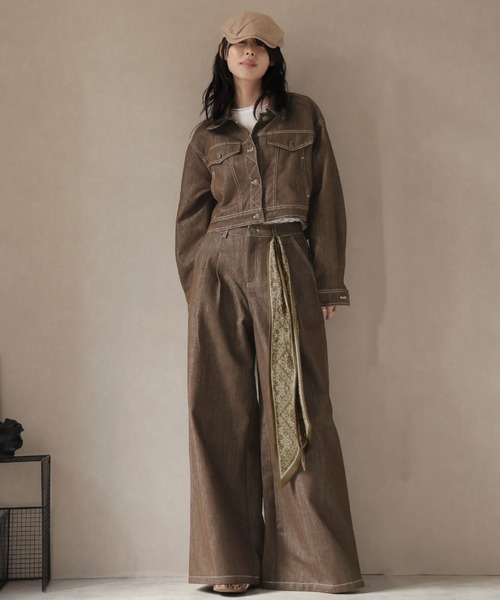 Ulysses（ユリシス）の「【セットアップ】スカーフ付カラーデニムジャケット＆ワイドフレアパンツ（セットアップ・レディース・ブラウン/ブラック・M/S）」の11枚目の写真