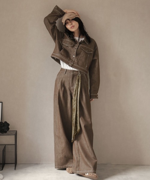 Ulysses（ユリシス）の「【セットアップ】スカーフ付カラーデニムジャケット＆ワイドフレアパンツ（セットアップ・レディース・ブラウン/ブラック・M/S）」の16枚目の写真