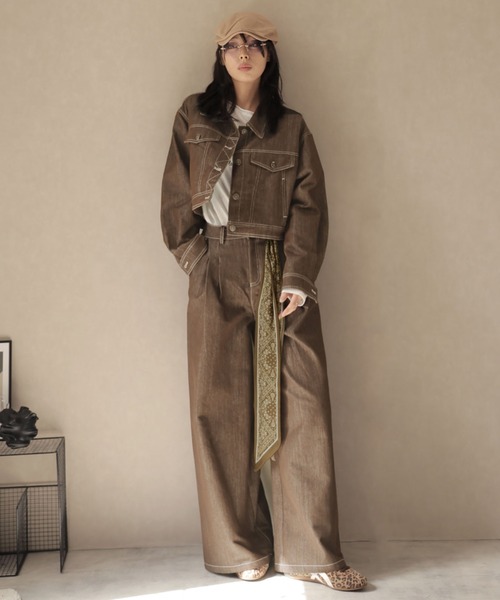 Ulysses（ユリシス）の「【セットアップ】スカーフ付カラーデニムジャケット＆ワイドフレアパンツ（セットアップ・レディース・ブラウン/ブラック・M/S）」の19枚目の写真