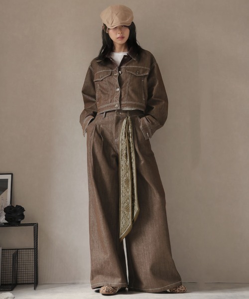 Ulysses（ユリシス）の「【セットアップ】スカーフ付カラーデニムジャケット＆ワイドフレアパンツ（セットアップ・レディース・ブラウン/ブラック・M/S）」の20枚目の写真