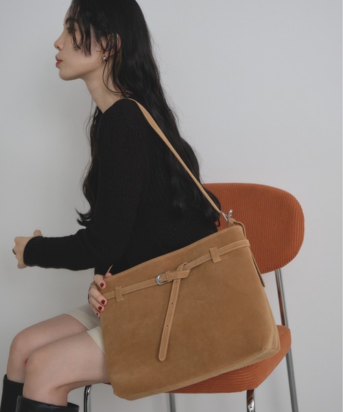 Shelly island（シェリーアイランド）の「スウェードワンショルバッグ（ショルダーバッグ・レディース・ブラウン/ベージュ・FREE）」の3枚目の写真