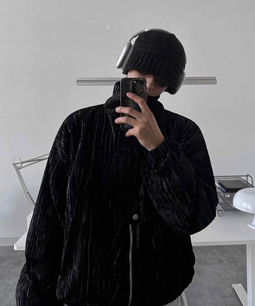 NOWLE（ノウル）の「【NOWLE】ベロア調 トラックジャケット＆パンツ ラグジュアリー セットアップ（ジャージ・メンズ・ブラック・MEDIUM/LARGE/X-LARGE）」の4枚目の写真