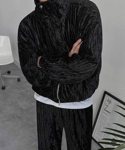 NOWLE（ノウル）の「【NOWLE】ベロア調 トラックジャケット＆パンツ ラグジュアリー セットアップ（ジャージ・メンズ・ブラック・MEDIUM/LARGE/X-LARGE）」の21枚目の写真