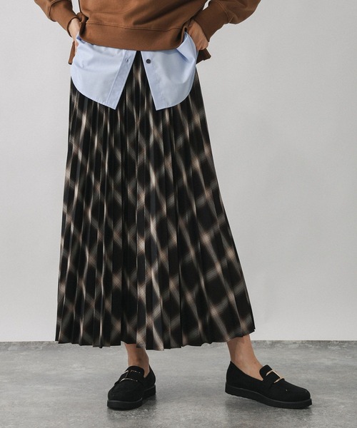 GLOBAL WORK（グローバルワーク）の「イージーケアプリーツスカート/593329（スカート・レディース・ベージュ系その他3/グレー系その他6/ブラック系その他/ダークブルー/グレー系その他7・SHORT/REGULAR）」の9枚目の写真