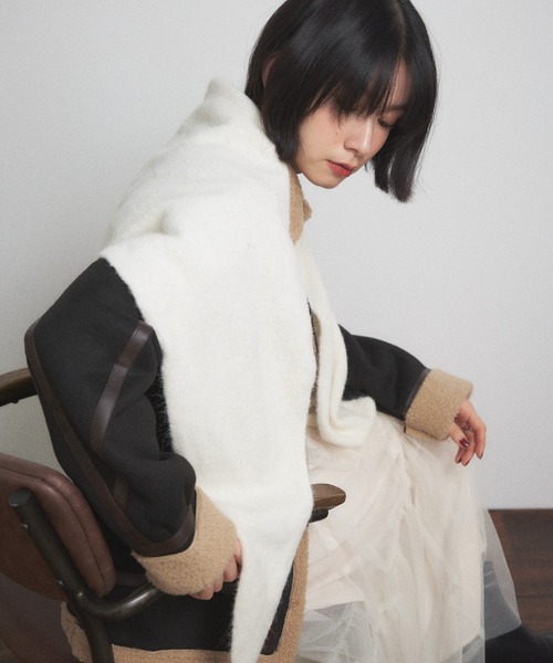 Shelly island（シェリーアイランド）の「トライアングルウール混ニットショール（ストール/ショール・レディース・グレー/ブラック/ホワイト/ブラウン・FREE）」の19枚目の写真