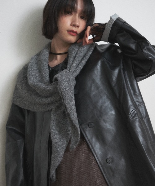 Shelly island（シェリーアイランド）の「トライアングルウール混ニットショール（ストール/ショール・レディース・グレー/ブラック/ホワイト/ブラウン・FREE）」の9枚目の写真