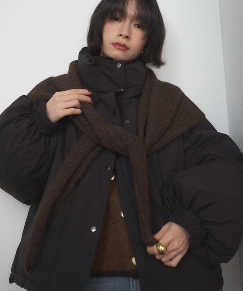 Shelly island（シェリーアイランド）の「トライアングルウール混ニットショール（ストール/ショール・レディース・グレー/ブラック/ホワイト/ブラウン・FREE）」の15枚目の写真