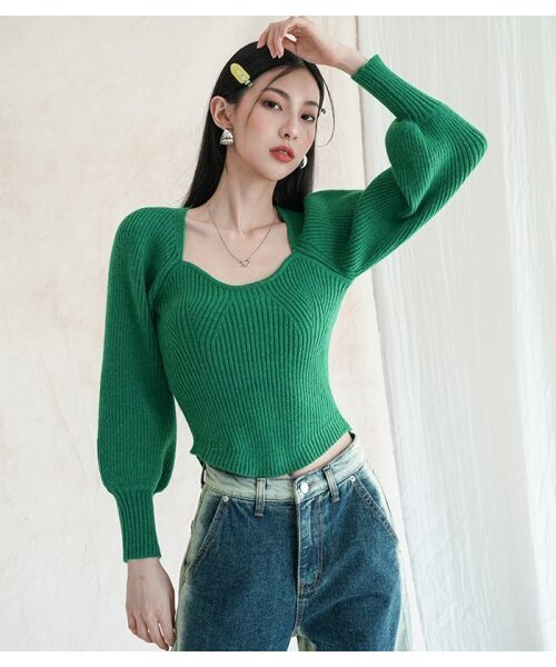 AVANDRESS(アバンドレス )の「Square Neck Balloon Knitwear GREEN(ニット/セーター・レディース・その他・SMALL/MEDIUM)」の2枚目の写真