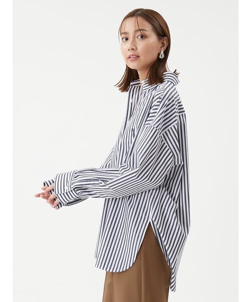 Mila Owen(ミラオーウェン)の「2WAYカシュクールーオーバーサイズシャツ(シャツ/ブラウス・レディース・ホワイト/ミント/ブルー/ピンク/ネイビー・1/0)」の14枚目の写真