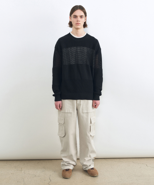 INSILENCE（インサイロンス）の「コントラストパネルプルオーバーニット BLACK（ニット/セーター・レディース・その他・SMALL/MEDIUM/LARGE）」の2枚目の写真