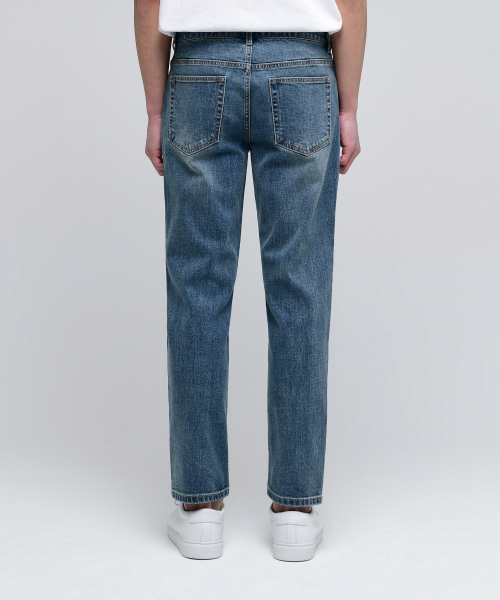 MUSINSA STANDARD（ムシンサスタンダード）の「スリムクロップデニムパンツ[ライトインディゴ]（デニムパンツ・メンズ・その他・29/32/30/31/26/27/28/33/34/36）」の2枚目の写真