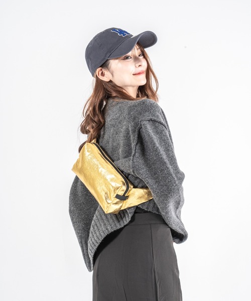 Jack Gomme（ジャックゴム）の「【JACK GOMME】ナイロン ボディバッグ ウェストポーチ　BLOOM（ボディバッグ/ウエストポーチ・レディース・ゴールド・FREE）」の4枚目の写真