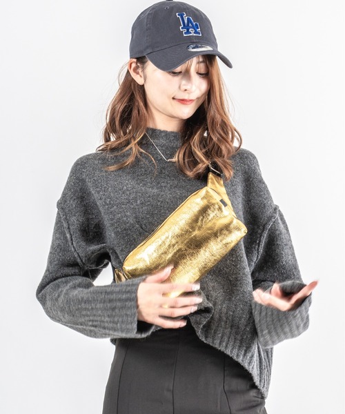 Jack Gomme（ジャックゴム）の「【JACK GOMME】ナイロン ボディバッグ ウェストポーチ　BLOOM（ボディバッグ/ウエストポーチ・レディース・ゴールド・FREE）」の5枚目の写真