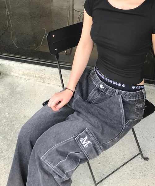 MUCENT（ムセント）の「カルレットワイドカーゴデニムパンツ (2カラー)（デニムパンツ・レディース・ネイビー/ブラック・S/M/L/XL/2XL）」の14枚目の写真
