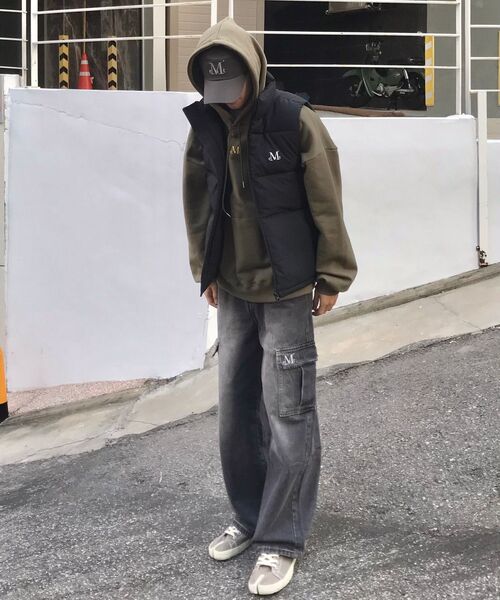 MUCENT（ムセント）の「カルレットワイドカーゴデニムパンツ (2カラー)（デニムパンツ・レディース・ネイビー/ブラック・S/M/L/XL/2XL）」の17枚目の写真