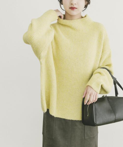 ITEMS URBANRESEARCH（アイテムズ アーバンリサーチ）の「フワフワボトルネックニット（ニット/セーター・レディース・チャコールグレー/ライトベージュ/イエロー系その他/パープル・FREE）」の11枚目の写真