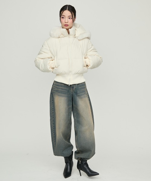 NUJOH(ヌゾ)の「Faux Fur Hooded Down Jacket / フェイクファーフード付きダウンジャケット(ダウンジャケット/コート・レディース・ブラック/アイボリー/ネイビー・FREE)」の18枚目の写真