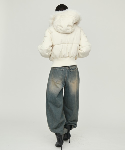 NUJOH(ヌゾ)の「Faux Fur Hooded Down Jacket / フェイクファーフード付きダウンジャケット(ダウンジャケット/コート・レディース・ブラック/アイボリー/ネイビー・FREE)」の20枚目の写真