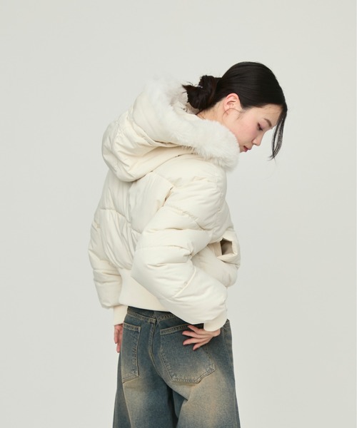 Faux Fur Hooded Down Jacket / フェイクファーフード付きダウン