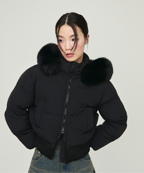 NUJOH(ヌゾ)の「Faux Fur Hooded Down Jacket / フェイクファーフード付きダウンジャケット(ダウンジャケット/コート・レディース・ブラック/アイボリー/ネイビー・FREE)」の22枚目の写真
