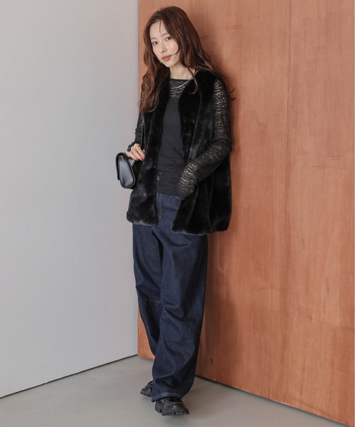 AMELY(エミリー)の「エコファー ロングベスト(ベスト・レディース・ブラック/ブラウン/モカ/ベージュ・フリー)」の5枚目の写真