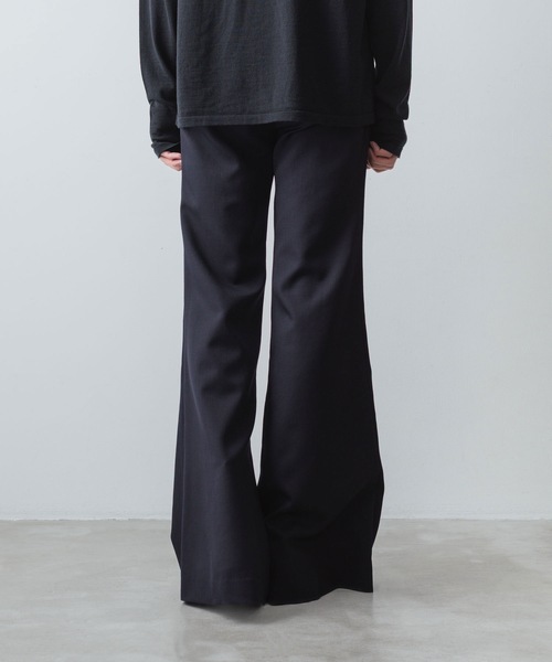 ato（アトウ）の「CLASSIC WOOL FLAIR PANTS（スラックス・メンズ・チャコールグレー/ブラック/ネイビー・44/46/48）」の14枚目の写真
