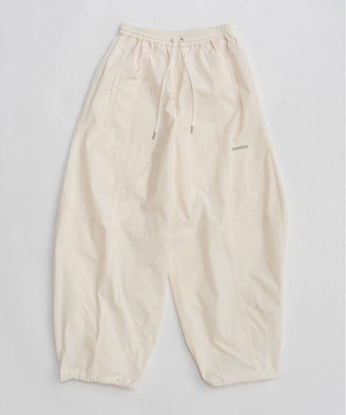 PRANK PROJECT（プランクプロジェクト）の「【2026Spring Pre-Order】ライトタフタトラックパンツ / Light Taffeta Track Pants（その他パンツ・レディース・ブラック/アイボリー/レッド・36/38）」の21枚目の写真