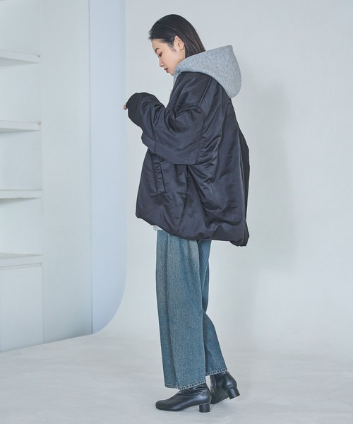 LAKOLE（ラコレ）の「中綿ボンバージャケット / 634974（ブルゾン・レディース・カーキ/ベージュ/ネイビー・FREE）」の17枚目の写真