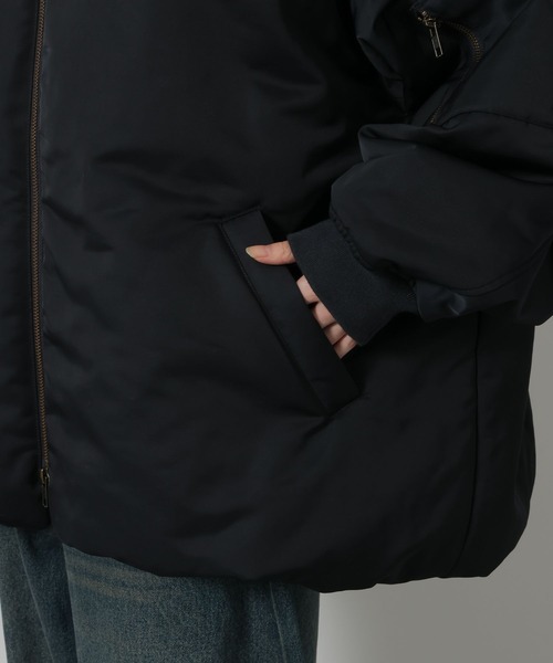 LAKOLE（ラコレ）の「中綿ボンバージャケット / 634974（ブルゾン・レディース・カーキ/ベージュ/ネイビー・FREE）」の7枚目の写真