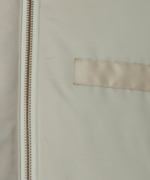 LAKOLE（ラコレ）の「中綿ボンバージャケット / 634974（ブルゾン・レディース・カーキ/ベージュ/ネイビー・FREE）」の12枚目の写真